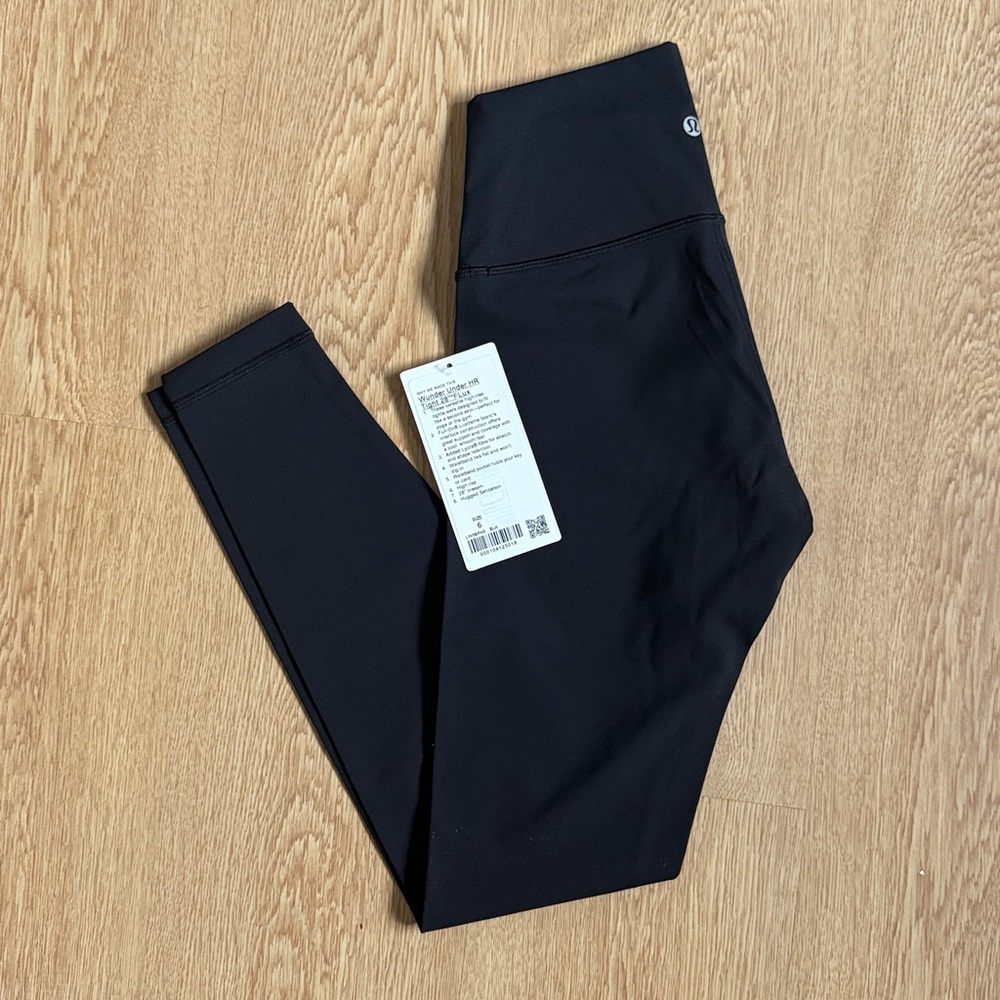 💸 NWT lululemon athletica Wunder Under High Rise 28” FLux Size 6